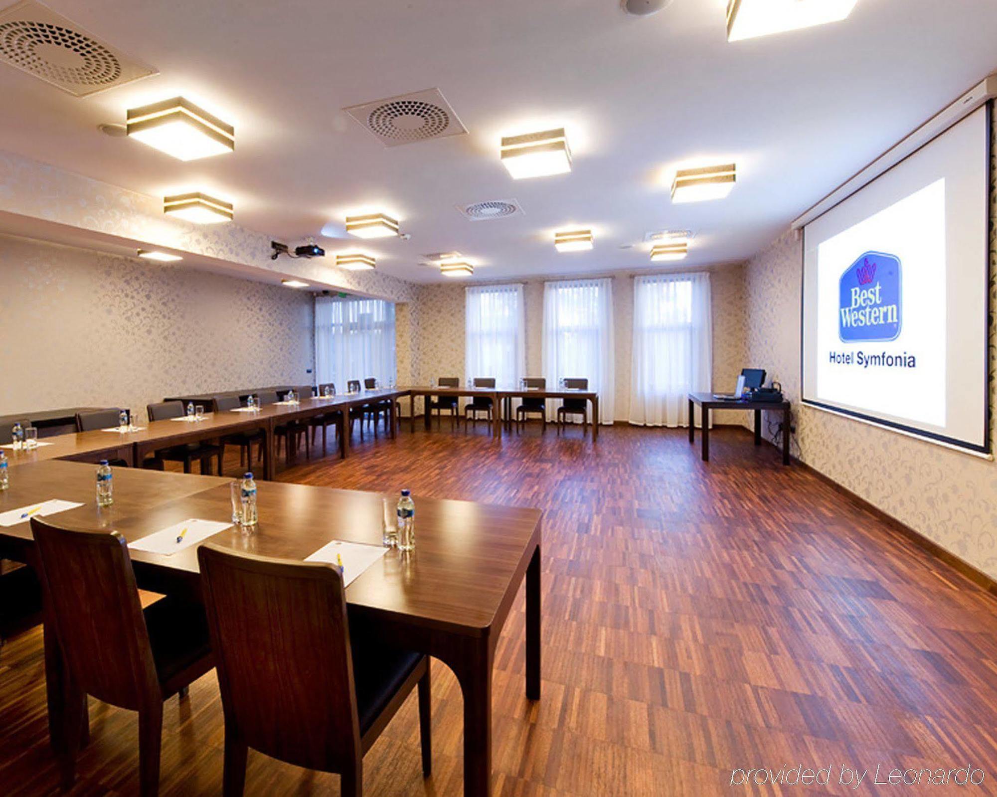 Hotel Symfonia Osjaków Üzleti fotó